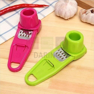 Plastic Garlic Ginger Grater Color Red - LAMACOM